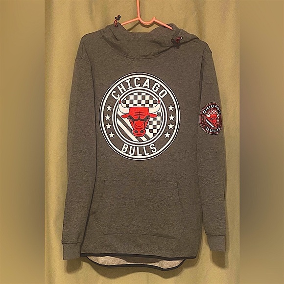 Chicago Bulls Ultra Game Graphic Grey Pullover  NBA Fleece Hoodie Men’s Small - Picture 1 of 7